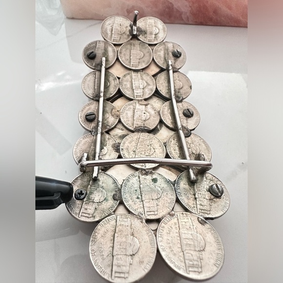 Patriot BELT BUCKLE MENS Eagle Nickels and Red Cabochons 5.5 Silver Tone 4110 B - Picture 3 of 11